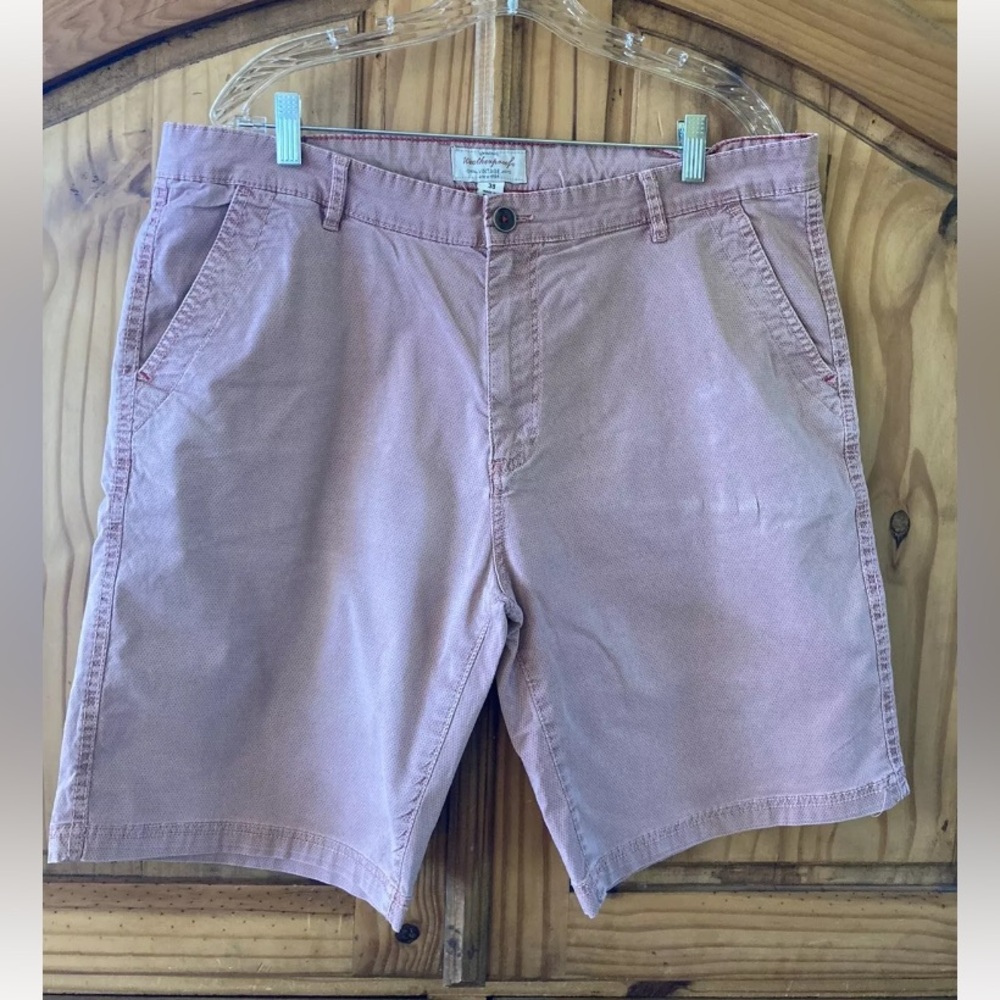 Men’s Weatherproof pink circle polka dot flat front chino bermuda shorts size 38